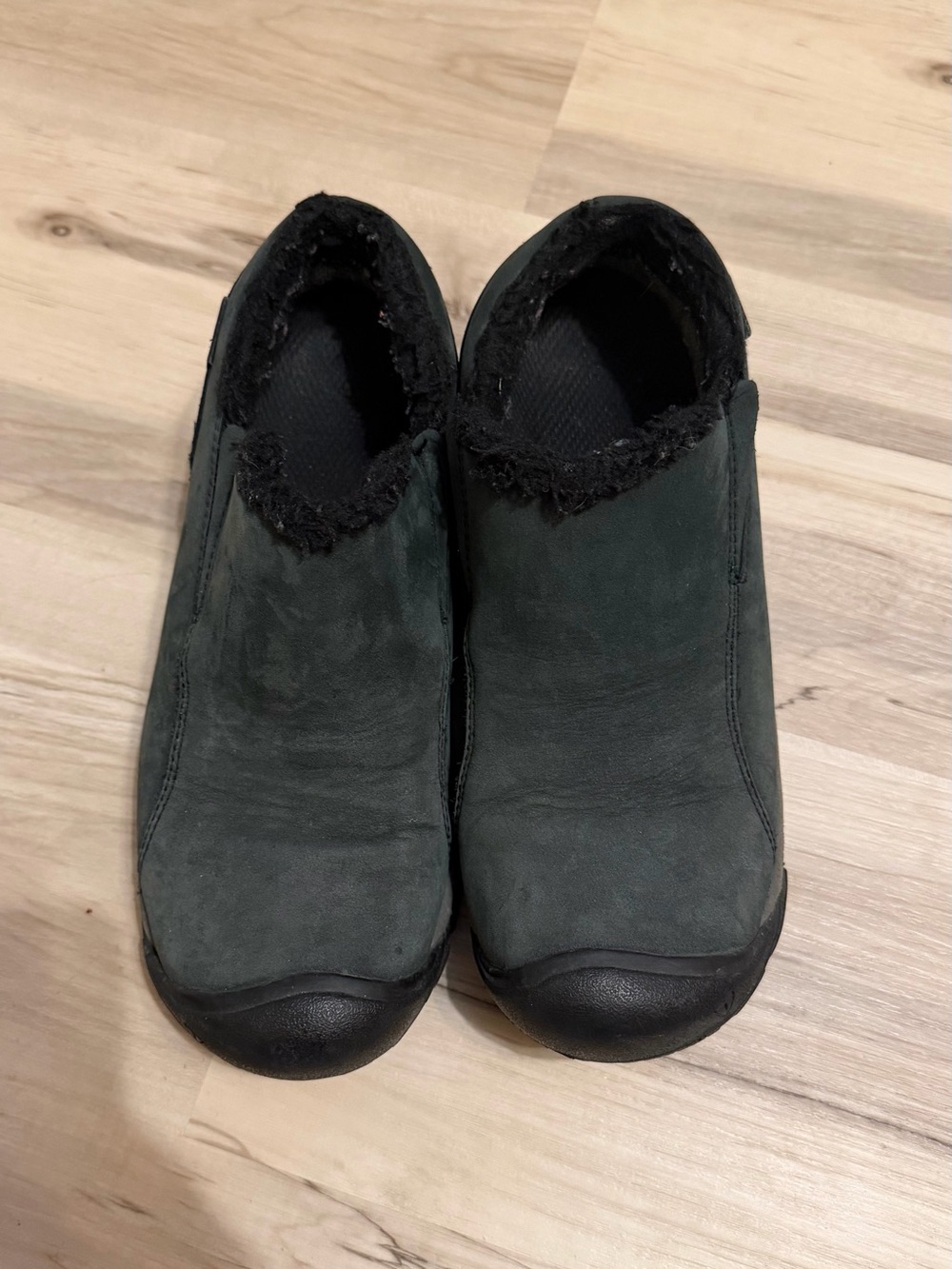 Keen Women’s Slip-On Cozy Shoes